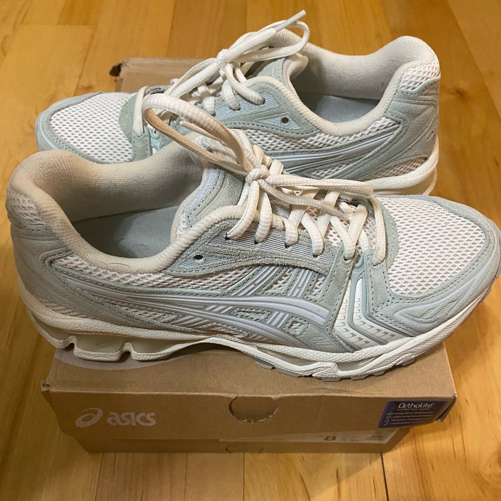 ASICS Kayano 14 - Picture 8 of 9
